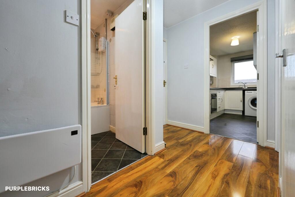 Apartment in Kilmarnock, South Ayrshire - View 5