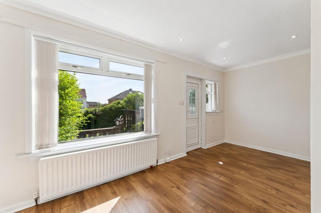 Lawers Drive, Bearsden, G61 - More