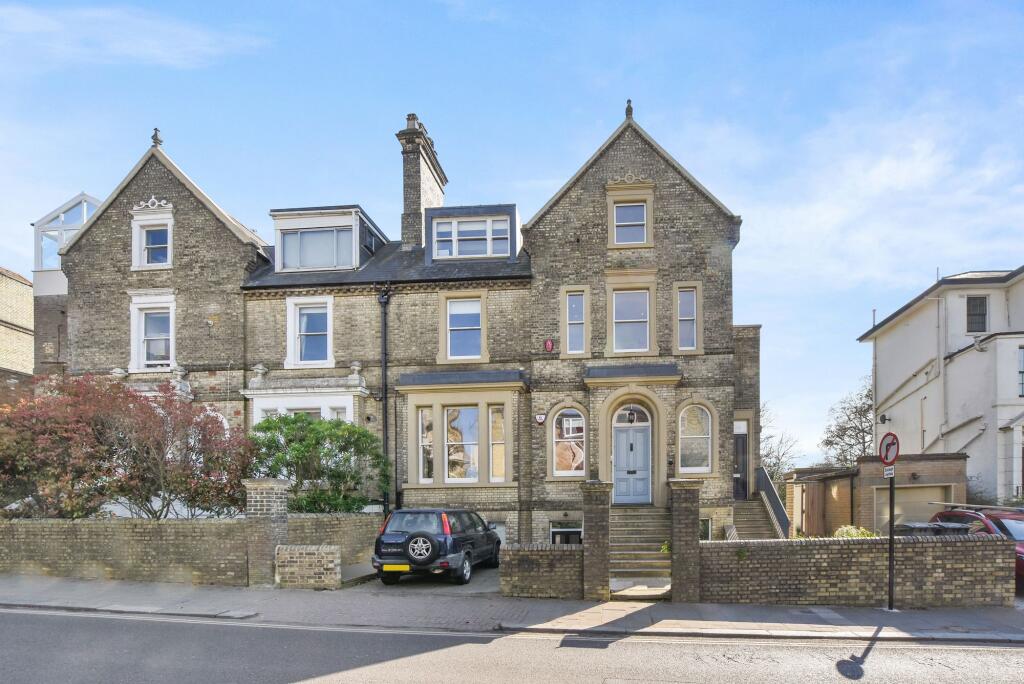 Main image of property: Hampstead Lane, London, N6