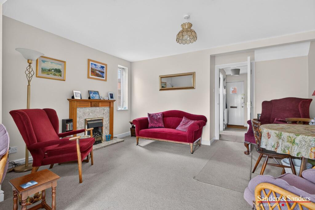 House in Stratford-on-Avon, Oversley Green, Alcester - More