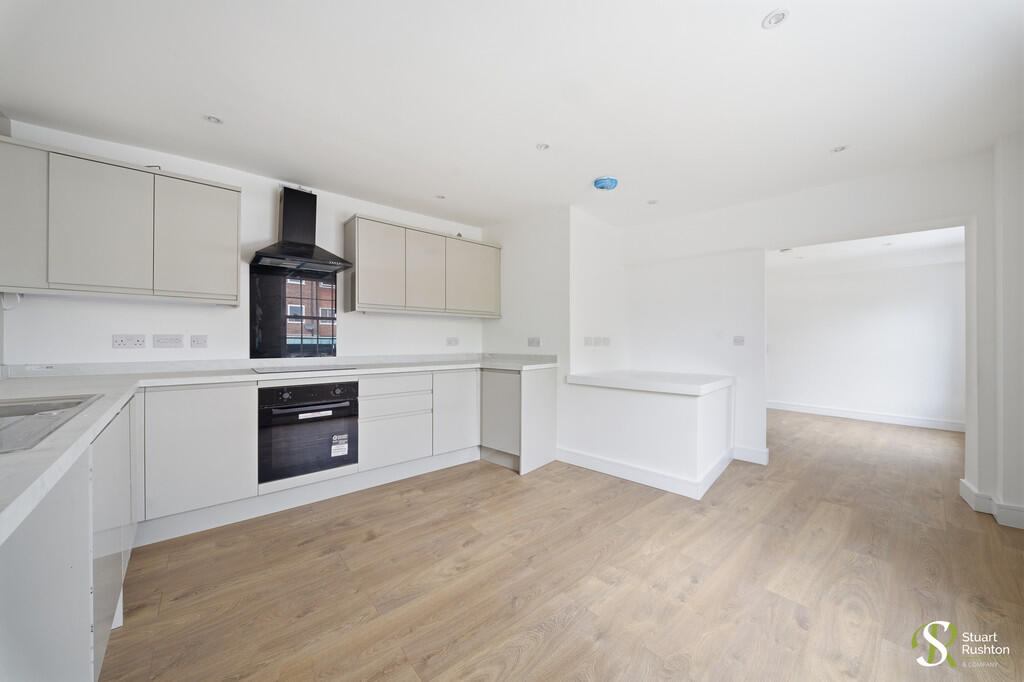 Apartment in Warrington - View 4