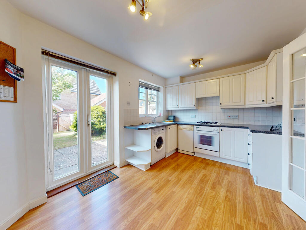 House in Ashford, Park Farm, Kingsnorth - View 4
