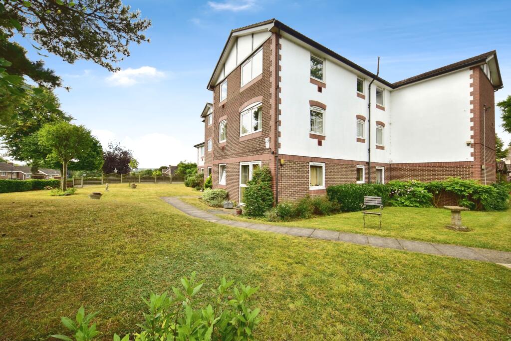 1 bedroom apartment for sale in Barden Court, Maidstone, ME14