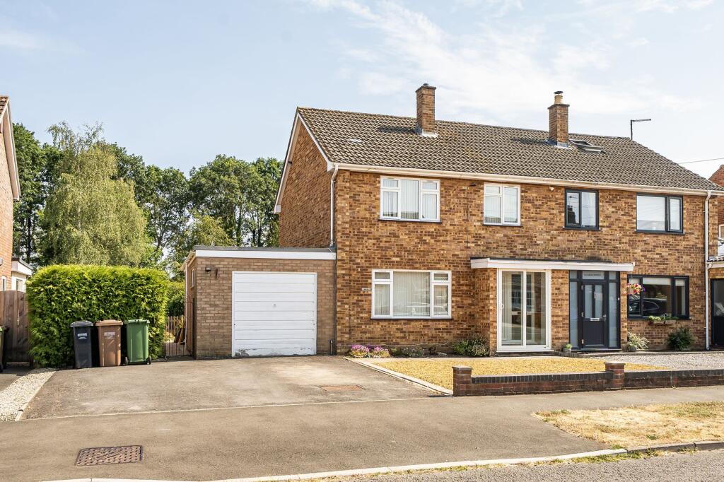 Main image of property: Queensmead, Bredon, GL20