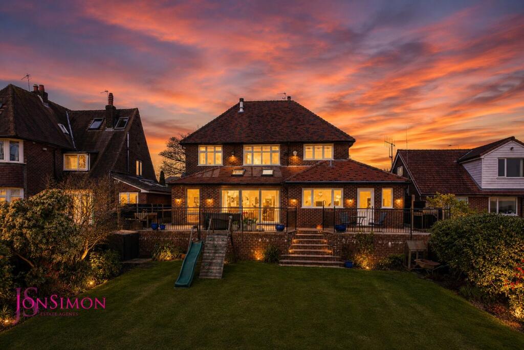 House in Bury, Greater Manchester - View 3