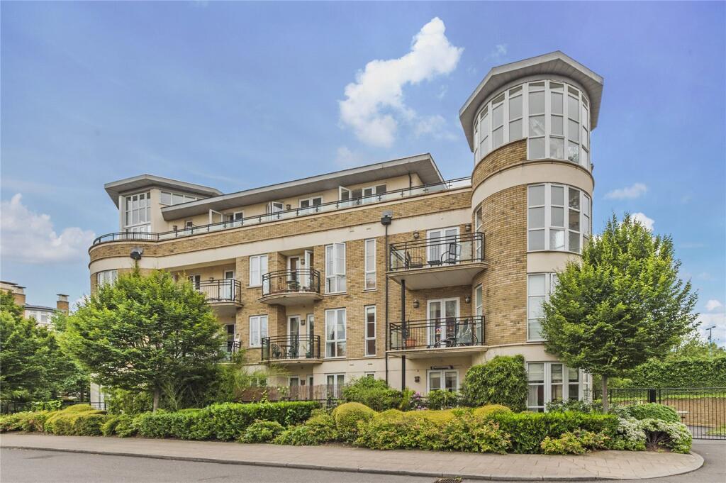 Main image of property: Melliss Avenue,
Kew Riverside, TW9