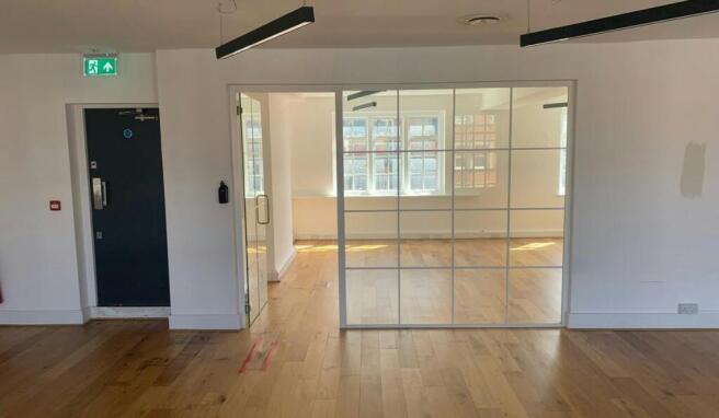 465brixtonroad3.jpg