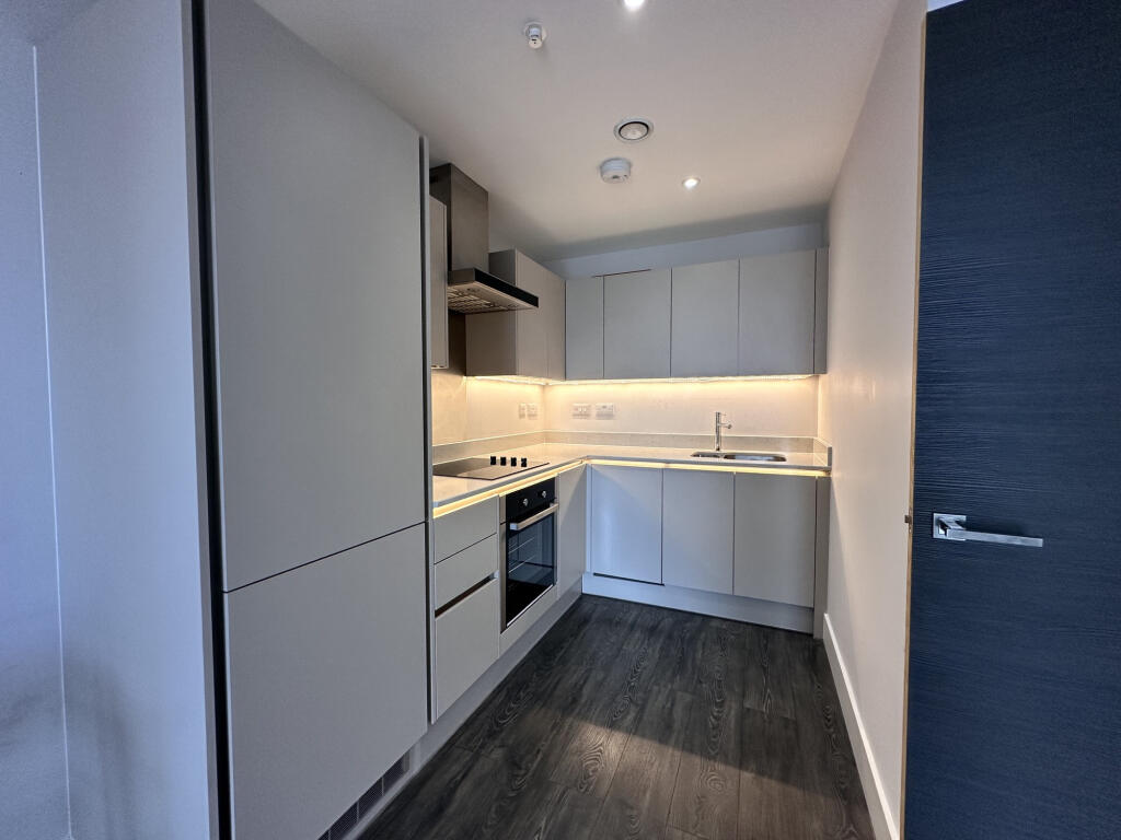 Apartment in Manchester, Greater Manchester - View 4