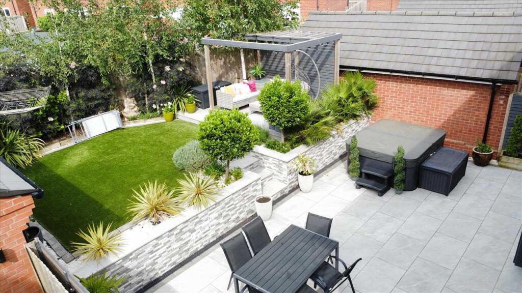 House in Rushcliffe, Keyworth - View 2