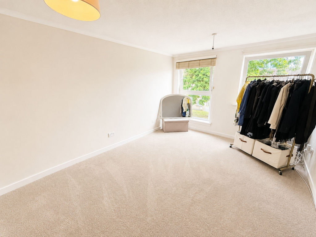 House in Cumbernauld, North Lanarkshire - View 2