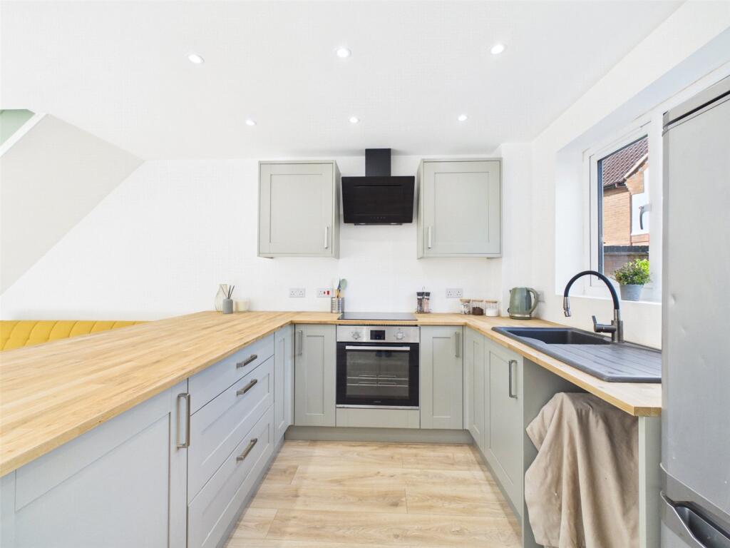 House in Worcester - More