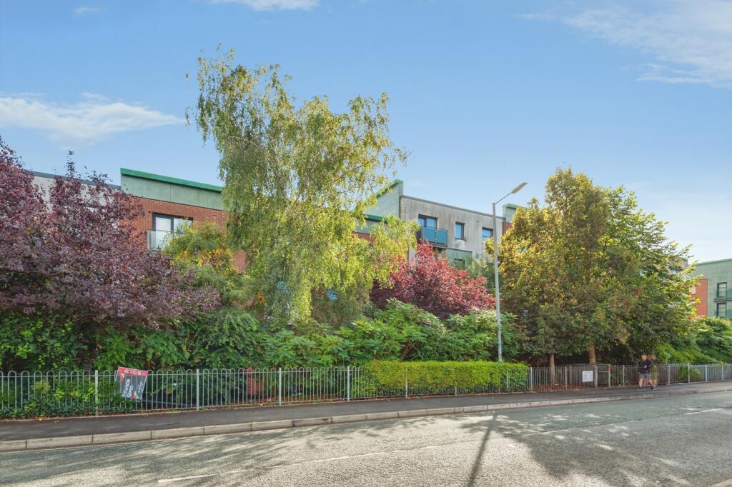 Apartment in Warrington - View 2