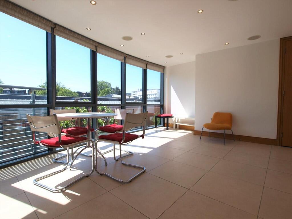 2 bedroom house for rent