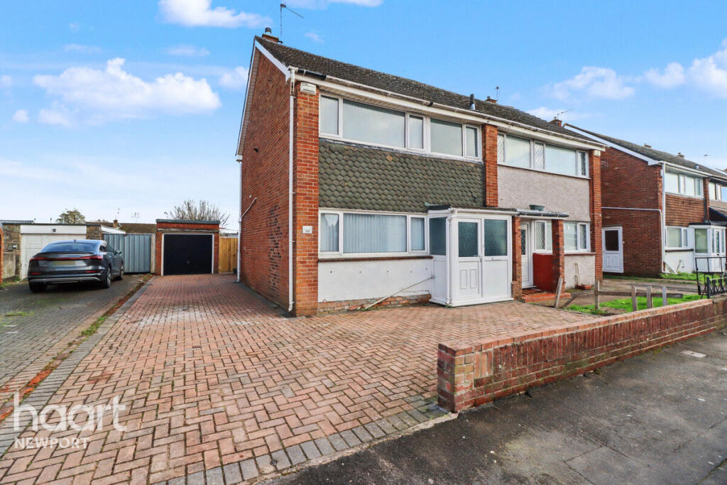 Greenmeadow Road, Newport photo 2