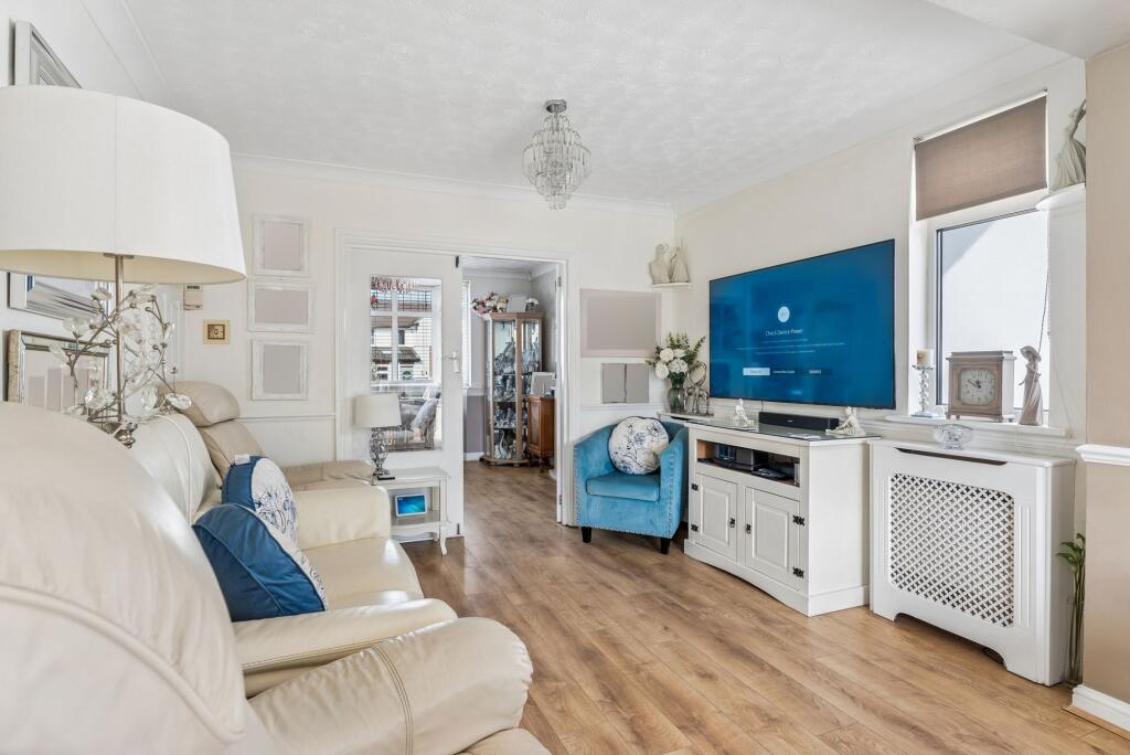 House in Watford - View 4