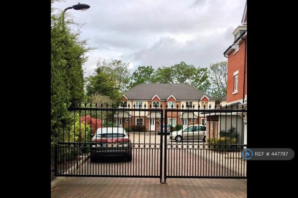 Main image of property: Aldenham Close, Slough, SL3