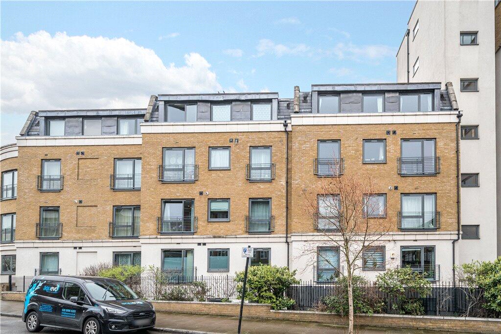 Apartment in London - View 5