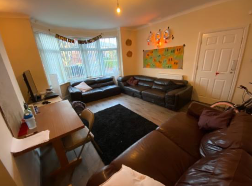 7 bedroom semi-detached house for rent