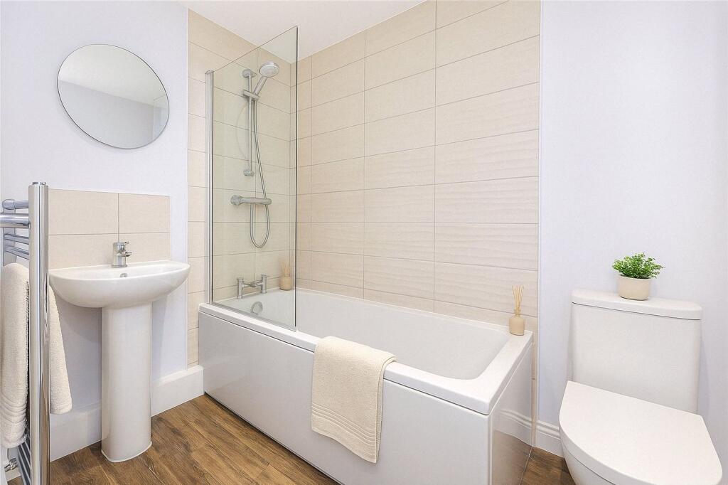 14 Ashford Court photo 4