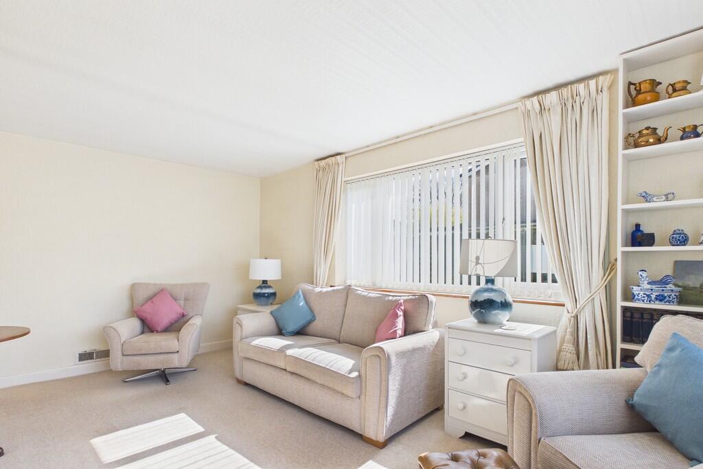 15 Pinewood Avenue, Bolton Le Sands, LA5 8AS photo 4