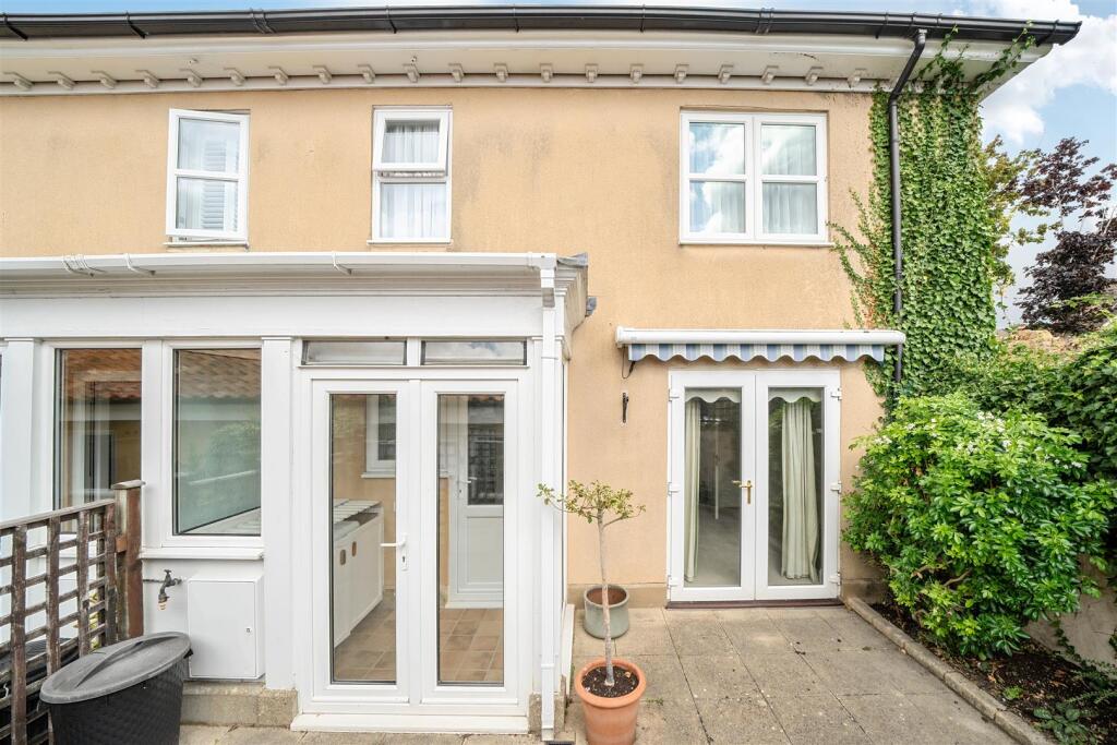 Ashcombe Court, Ilminster photo 3