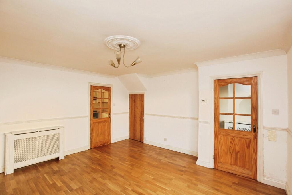House in Torquay, Torbay - View 5