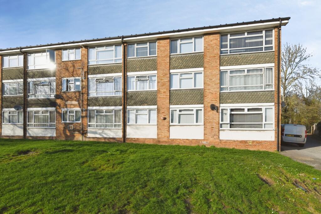Main image of property: Woodland Avenue, Hutton, Brentwood, Essex, CM13