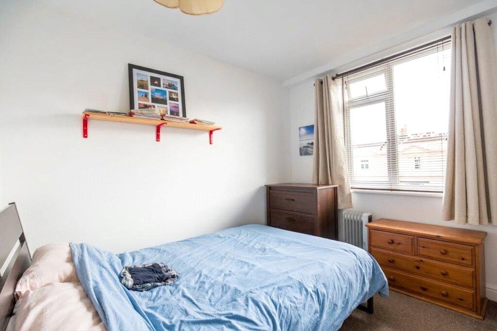Apartment in Bristol - More