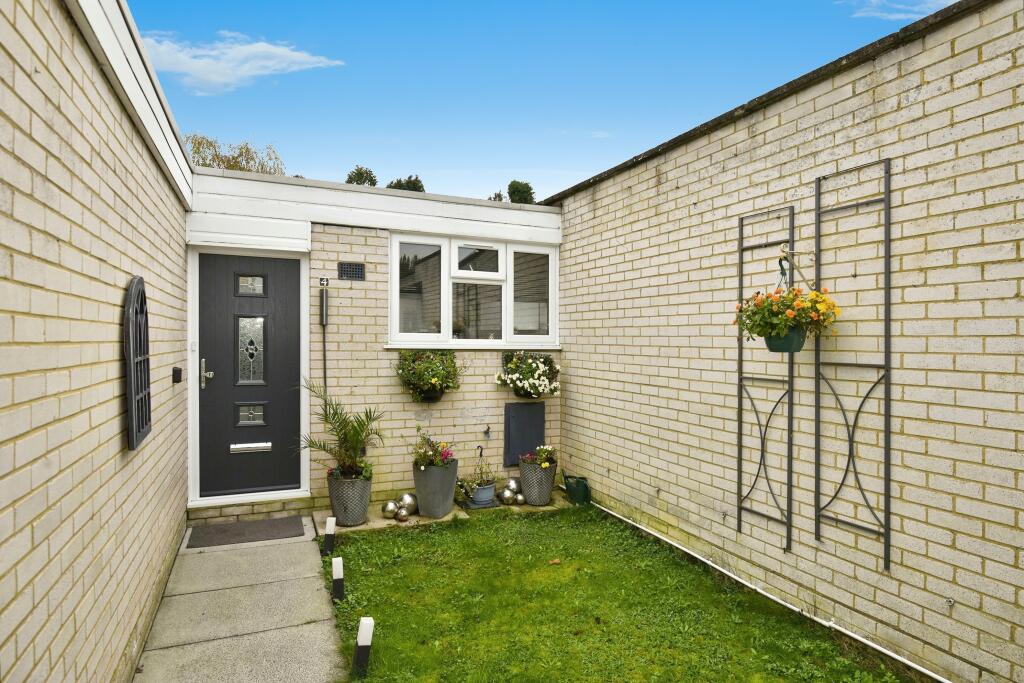 Main image of property: Longfield Place, Maidstone, Kent, ME15