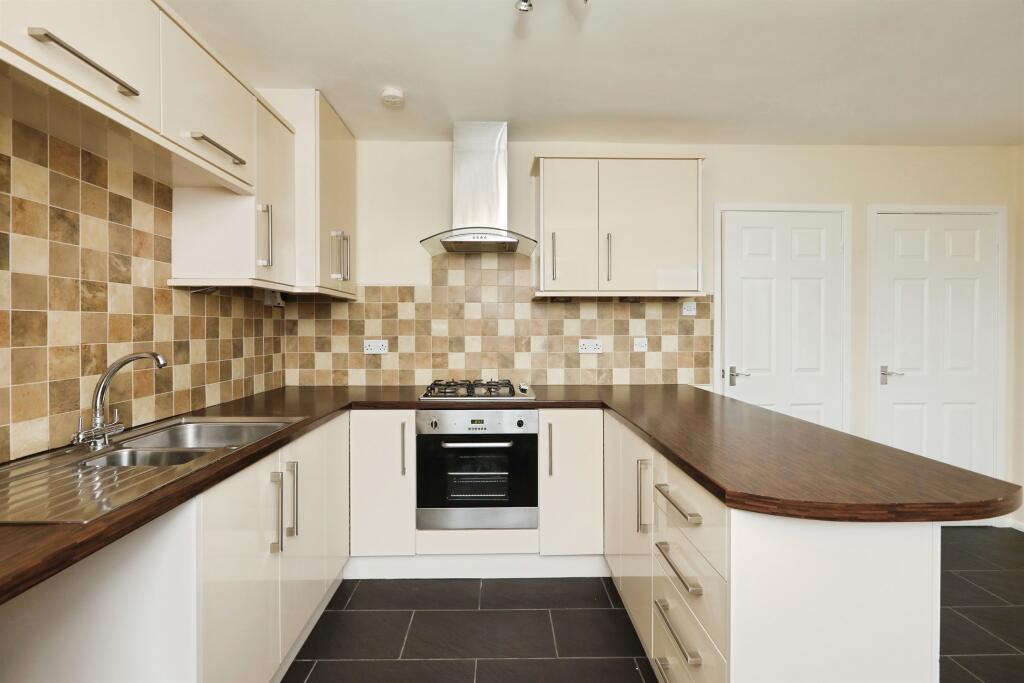 House in Sheffield - View 4