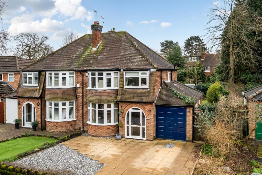Main image of property: Stoneleigh Road, Solihull B91 1DG