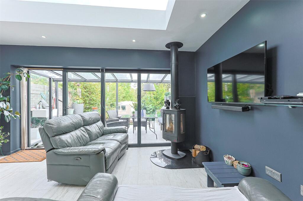 House in London - More