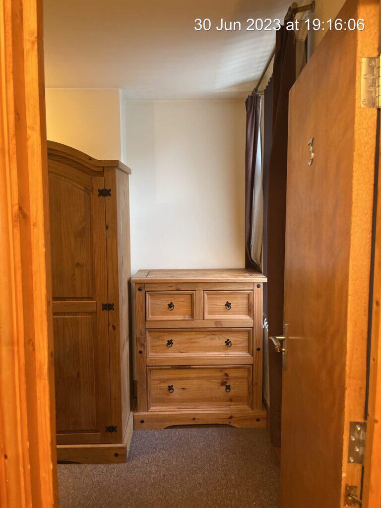 6 bedroom terraced house for rent