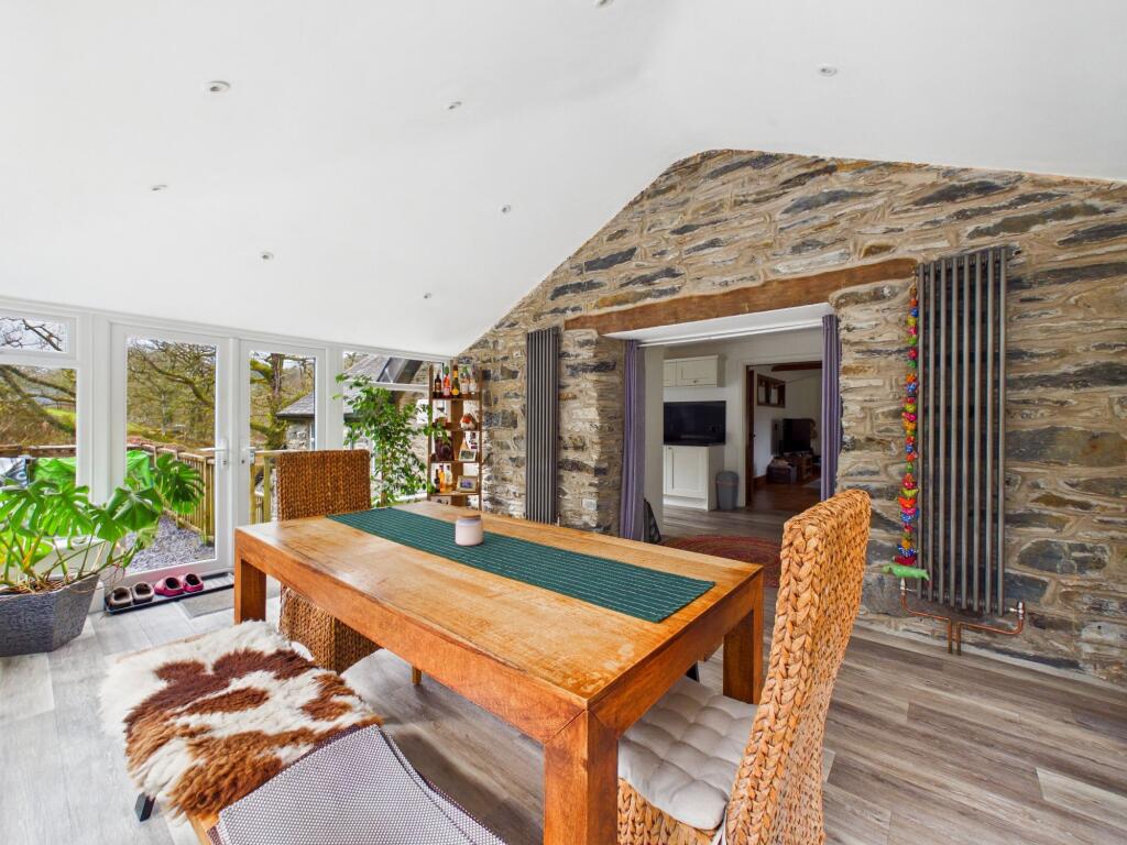 Penmachno, Betws-Y-Coed, LL24 photo 3