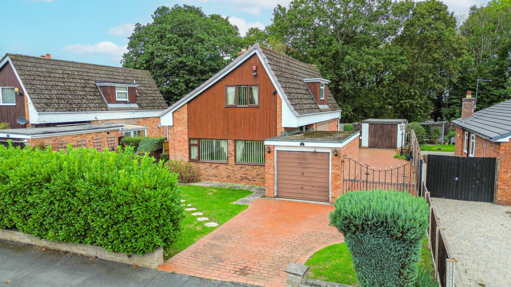 Main image of property: Snowdon Avenue, Connah's Quay, Deeside, Flintshire, CH5 4TX