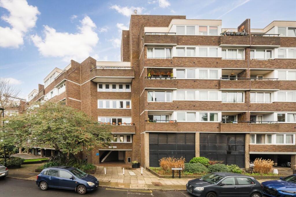 Main image of property: Justin Close, Brentford