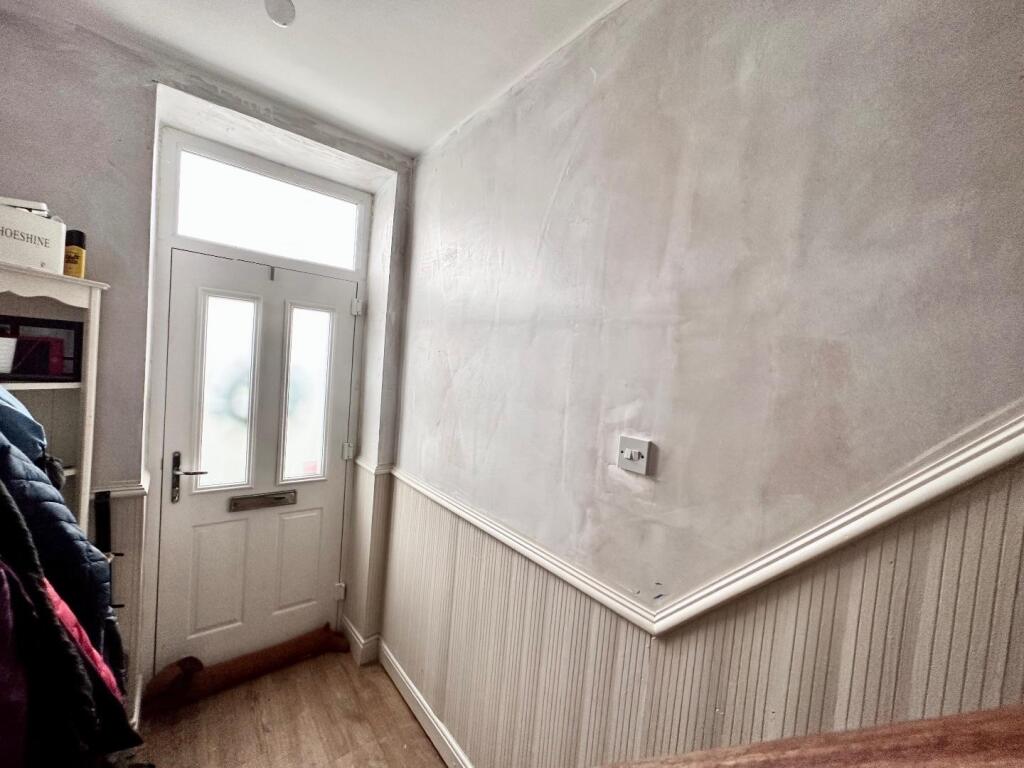 House in Huddersfield - View 5