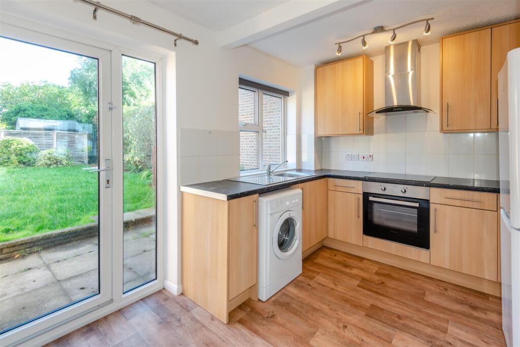 New Road, Croxley Green, Rickmansworth photo 4