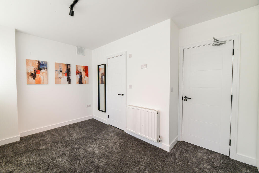 Apartment in London - View 3