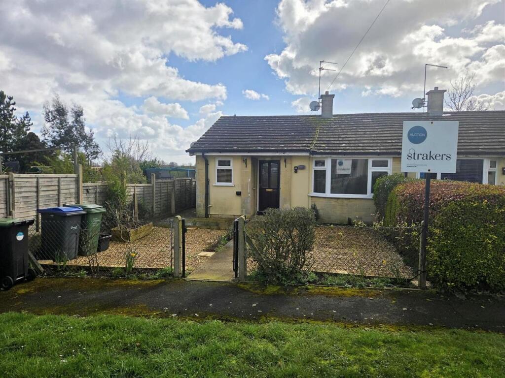 Main image of property: Reids Piece, Purton, Swindon