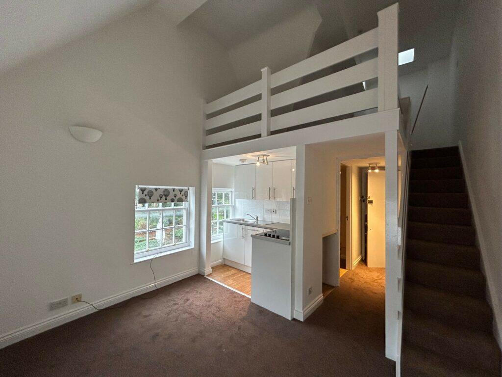 Apartment in Stevenage - View 2