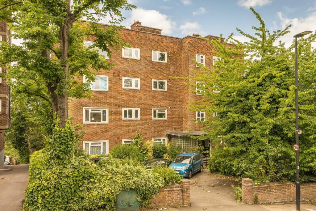 Main image of property: Leigham Court Road, Streatham