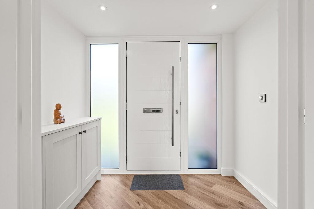 Newland Drive, Bolton, Lancashire, BL5 photo 4