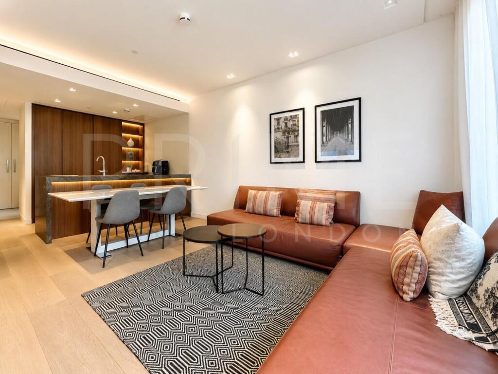 Main image of property: Lincoln Square, 18 Portugal Street, Holborn
