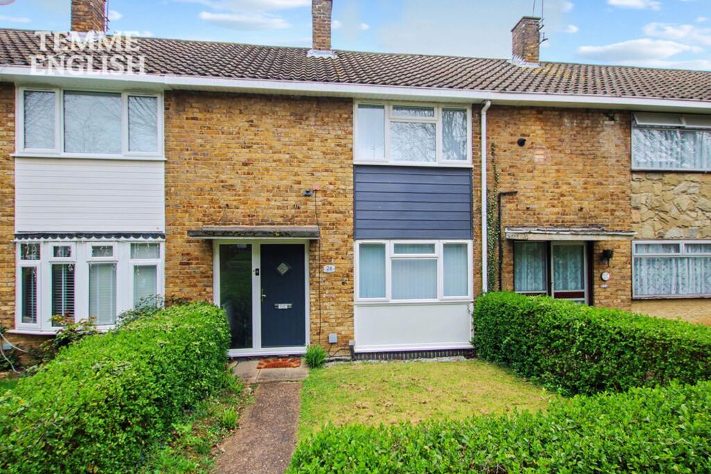 Main image of property: Gernons, Lee Chapel South, SS16