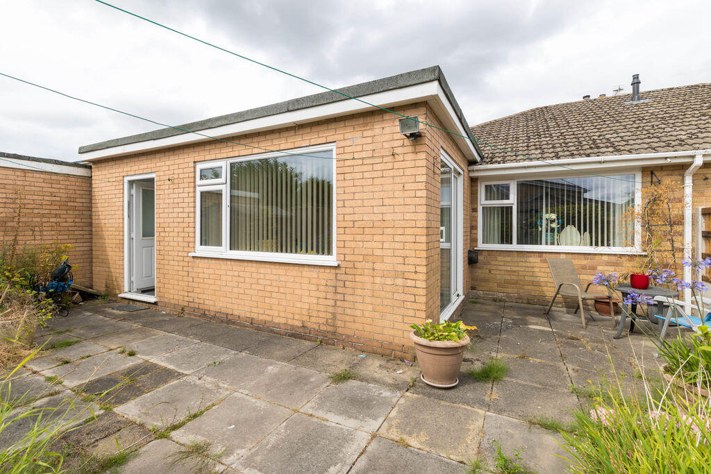 House in Wigan, Greater Manchester - More