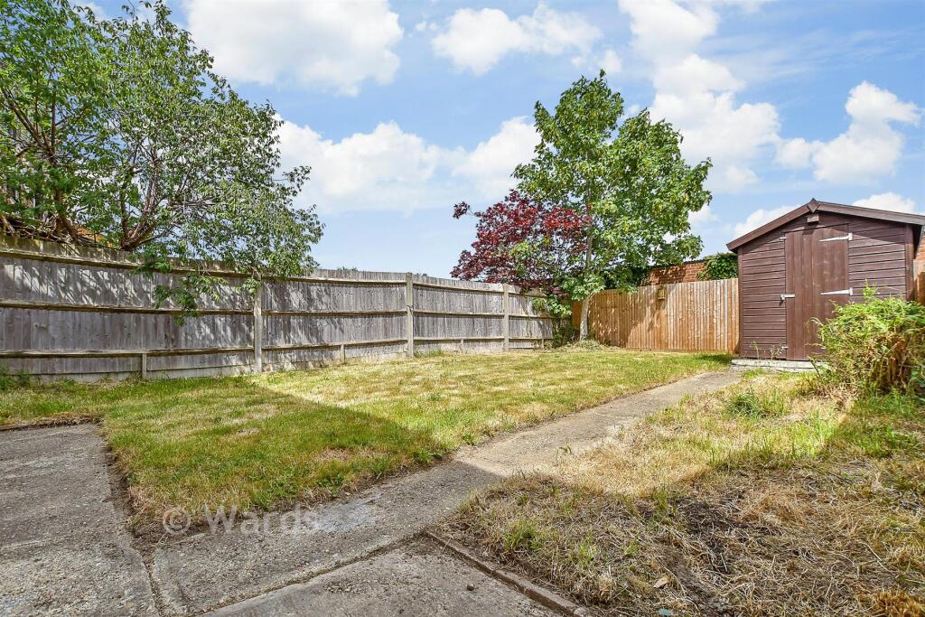 Bathurst Road, Staplehurst, Kent, Kent photo 4