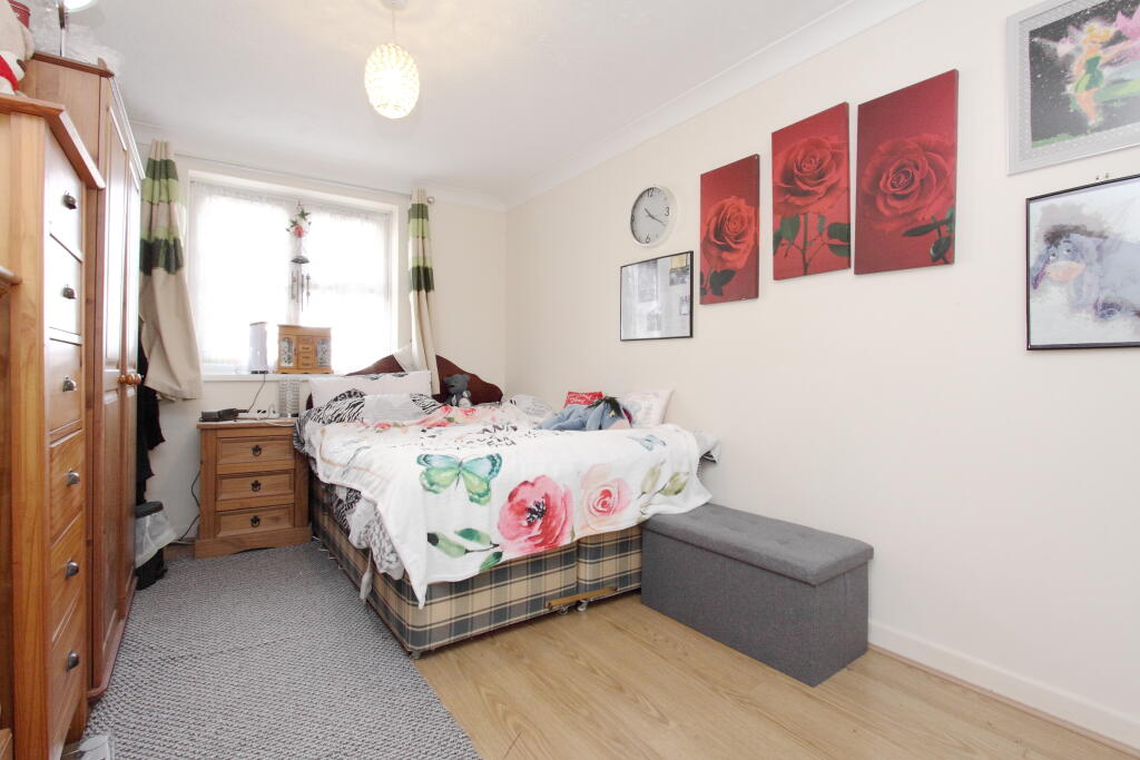 Andover Road, Ludgershall, SP11 - View 5