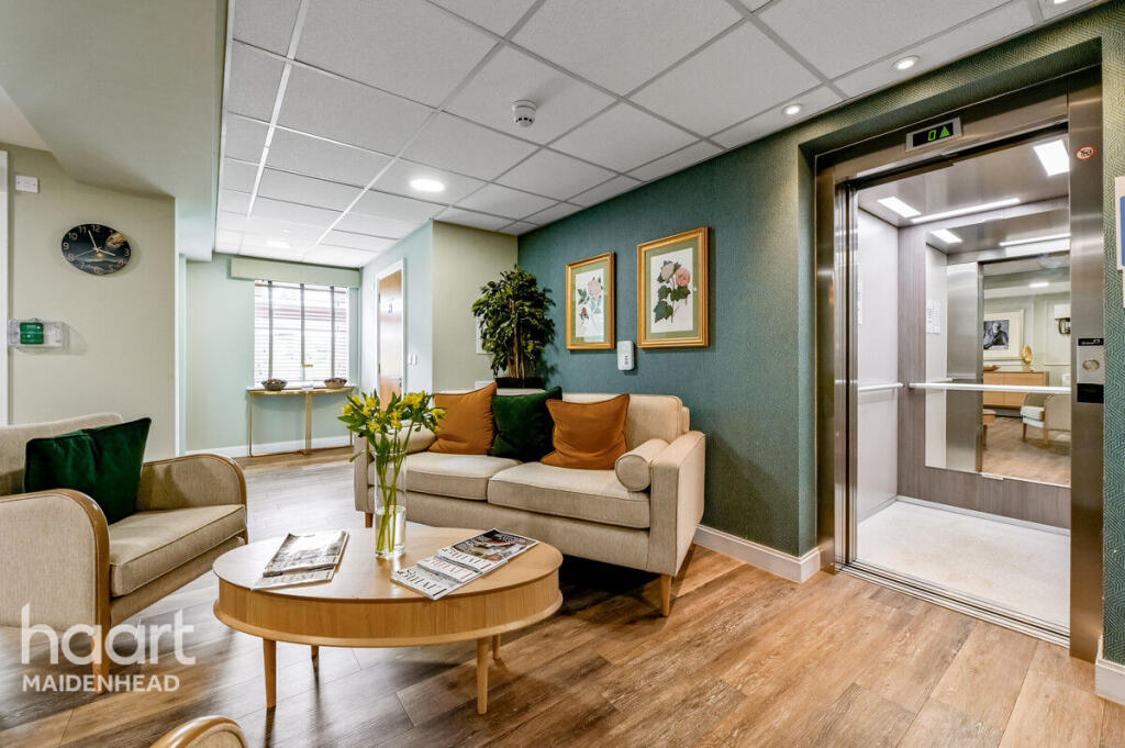 1-bed other on Bridge Avenue, Maidenhead, £285,000