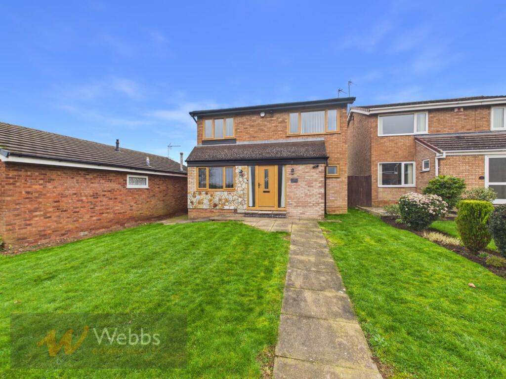 4-bed detached on Churchside Way, Walsall, £350,000